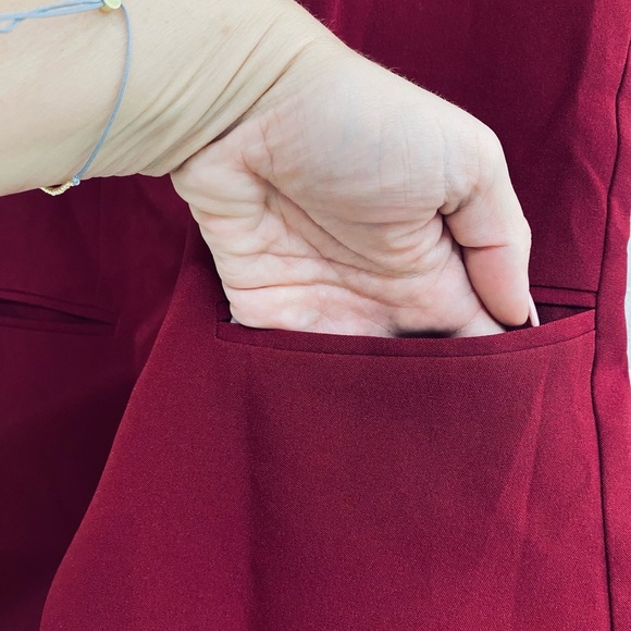 90’s Chic Burgundy Button Down Vest Top size Medium - Picture 5 of 7